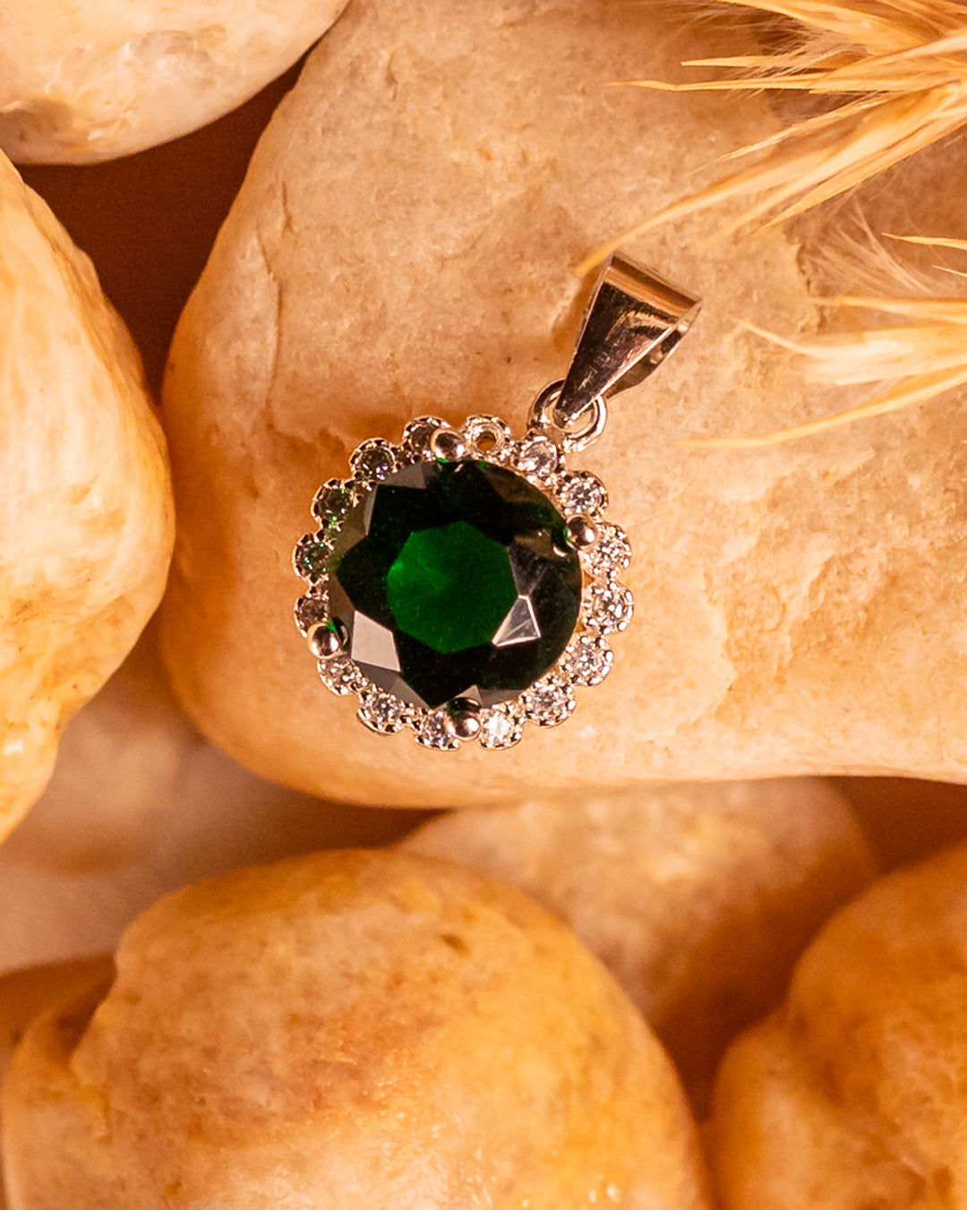 Sterling Silver Emerald Sultana Pendant