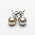 Pearl Stud earring